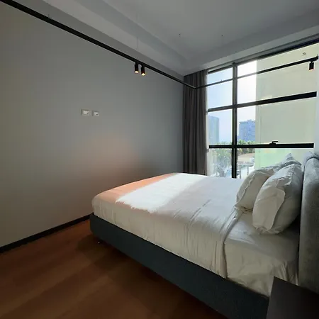 Zins Luxury دراس