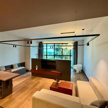 Zins Luxury Durrës