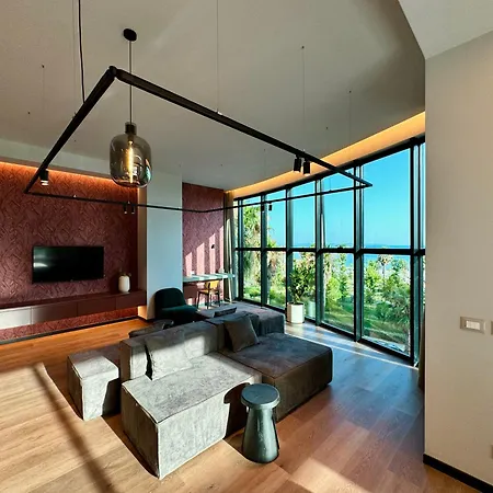 Zins Luxury