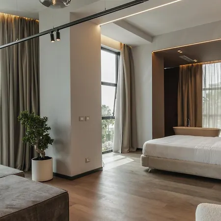 Zins Luxury Apartment