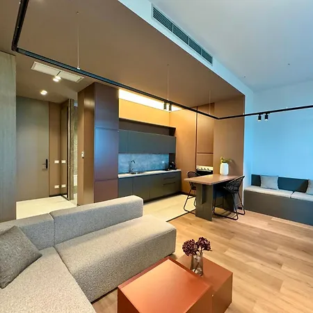 Zins Luxury Apartment