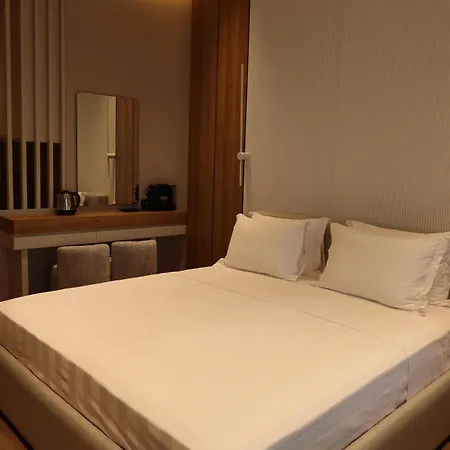 Zins Luxury Apartment