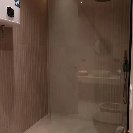 Zins Luxury Apartment *